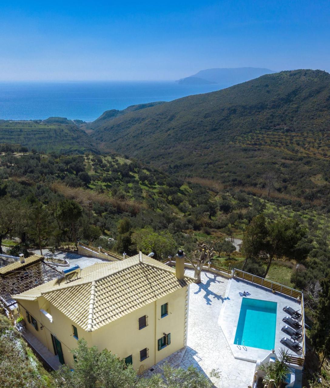 Villa Kanalos - Private Pool & Stunning Views, By Zantewize Каламакі Екстер'єр фото